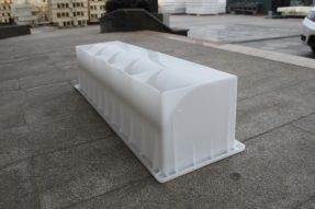 影響到沿石模具的使用壽命有哪些因素？